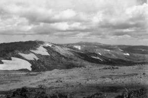 Looking over the Kerries Range toward Mt Jagungal, 1947; Peter Woolley Collection.