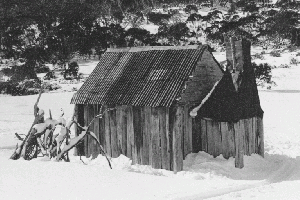 Boltons Hut in snow 1977 Reet Vallack Collection