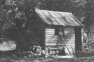 Harveys Hut 1972 Reet Vallack Collection