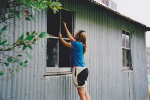 Workparty 2004; replacing window glass; K. Wild